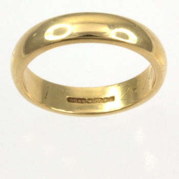 18ct gold 4.2g Wedding Ring size I